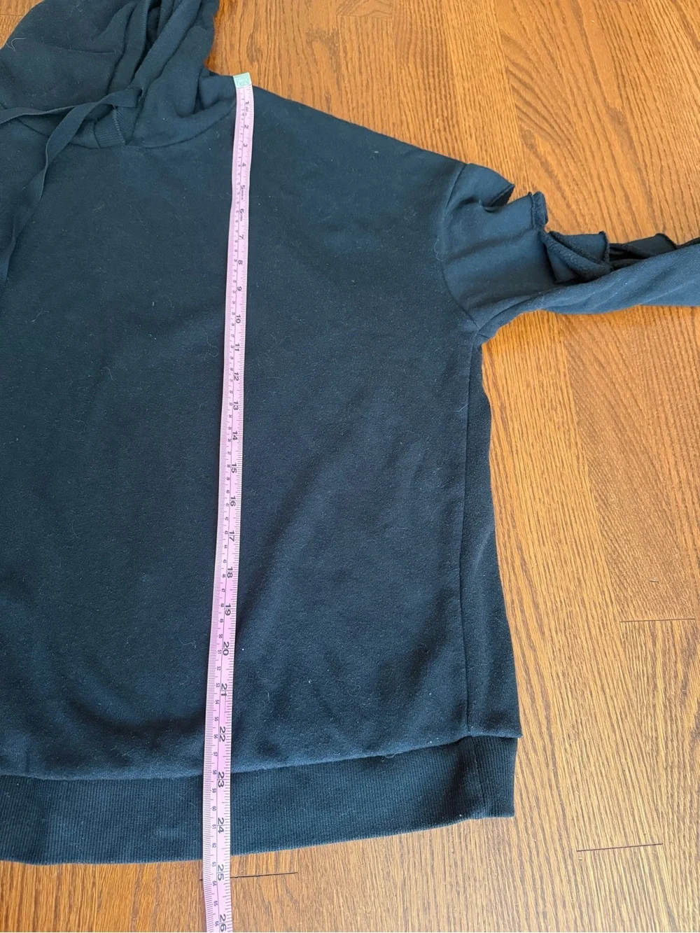Alo Yoga Black Hooded Sweatshirt with Cut Sleeves Detail Size M